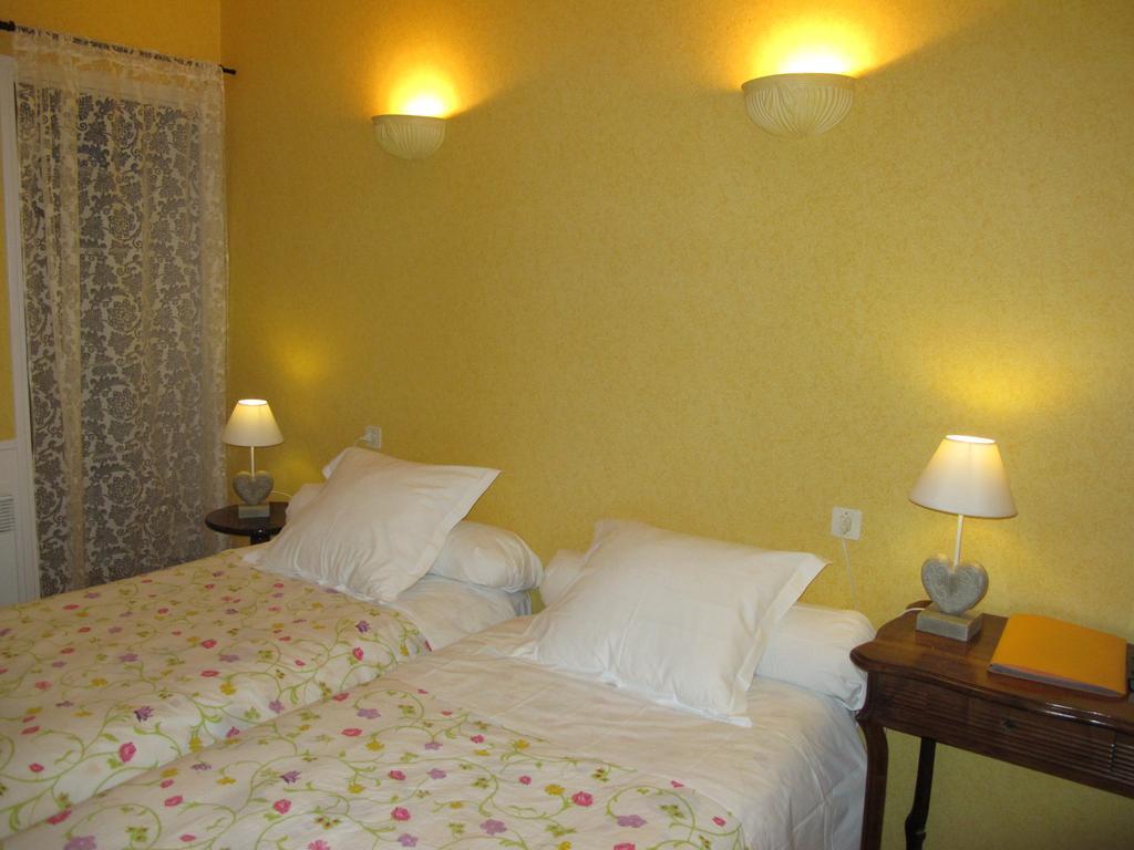 Hotel Emma Calve Millau Zimmer foto