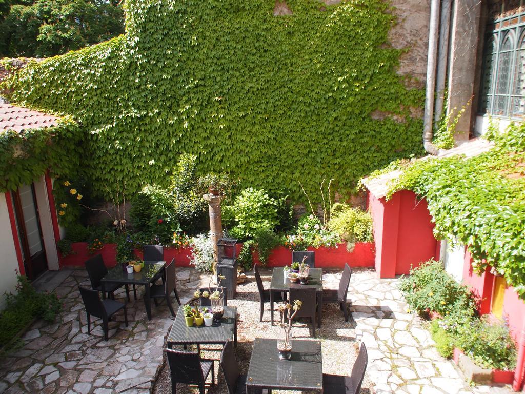 Hotel Emma Calve Millau Exterior foto